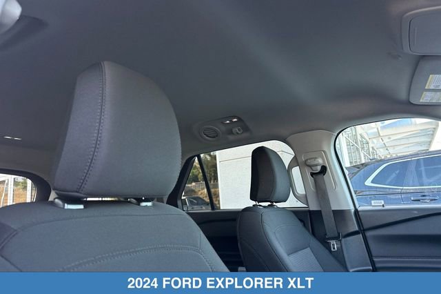 Used 2024 Ford Explorer XLT w/ Class IV Trailer Tow Package AWD/4WD image 20