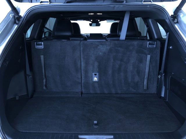 Certified 2025 Toyota Highlander XSE image 30