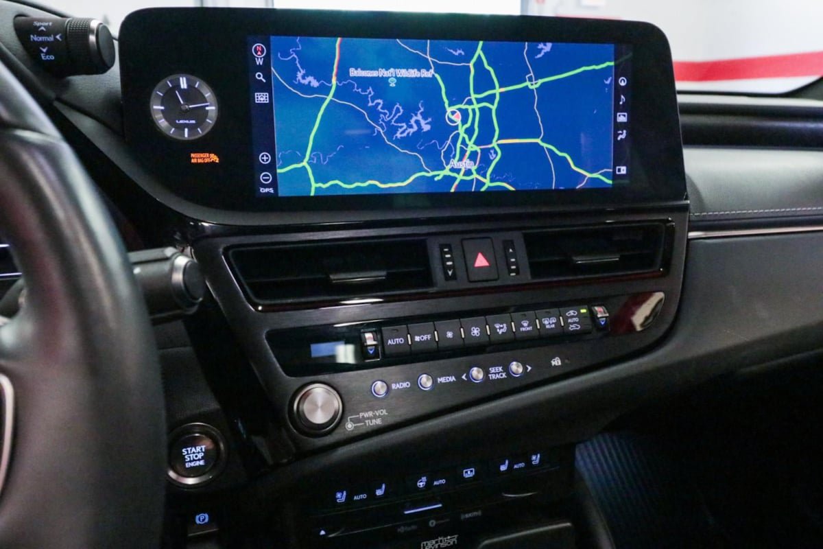 Used 2022 Lexus ES 350 Ultra Luxury w/ Accessory Package 2 FWD image 21