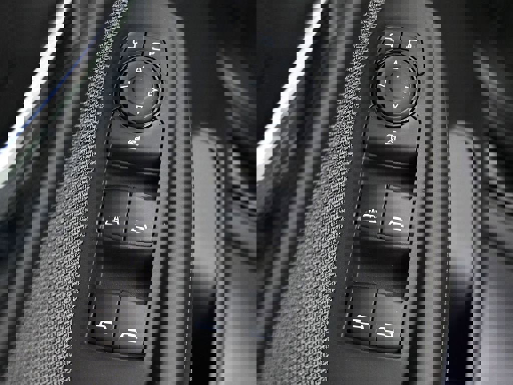 Certified 2025 Chevrolet TrailBlazer LS image 23