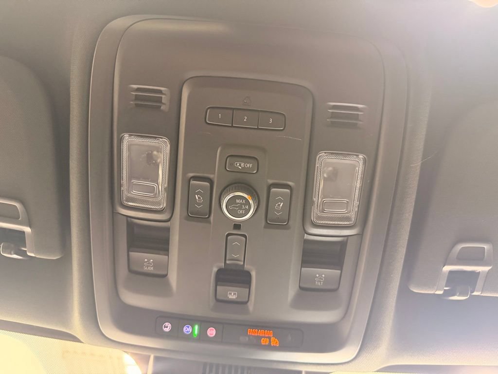 Used 2023 GMC Yukon Denali AWD/4WD image 47