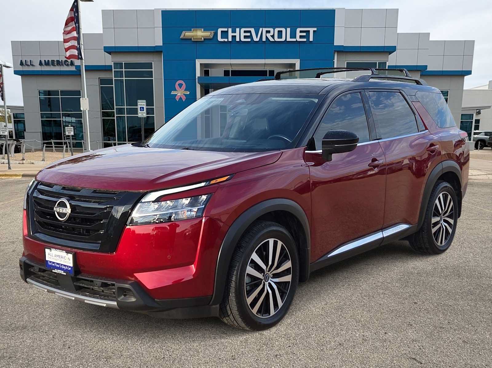Used 2023 Nissan Pathfinder Platinum w/ Lighting Package (N92)