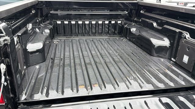 New 2025 Ford Maverick XLT image 13