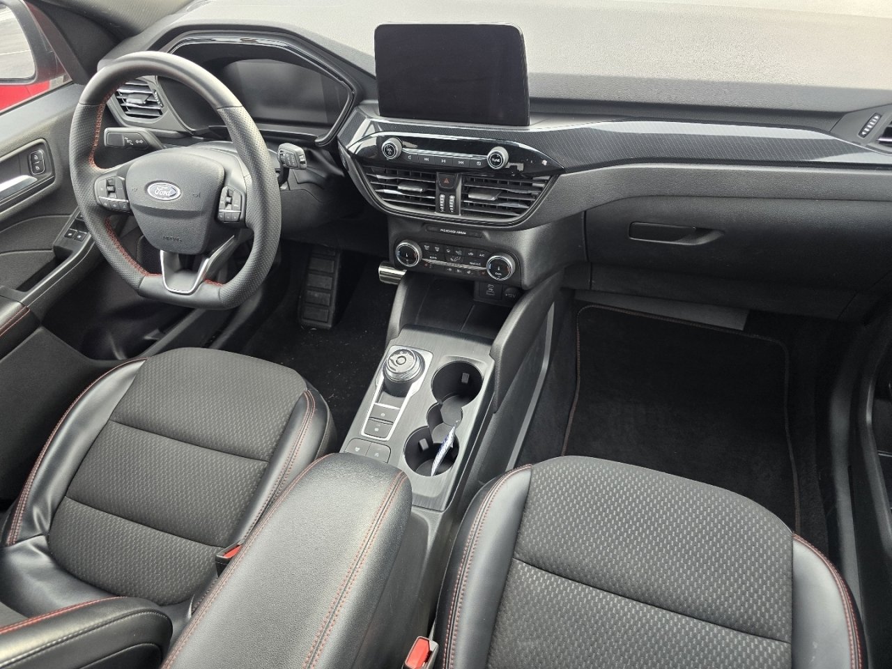 Used 2023 Ford Escape ST-Line image 16