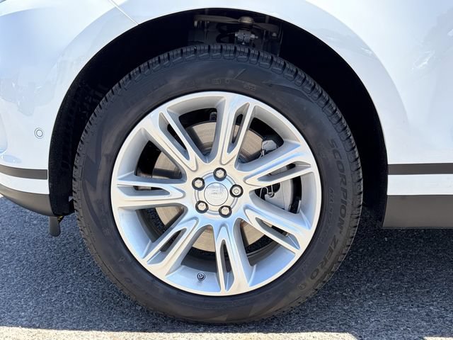 New 2026 Land Rover Range Rover Velar S AWD/4WD image 22