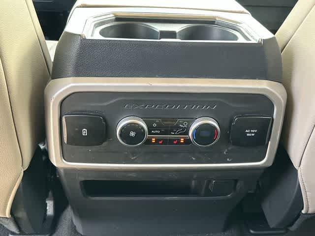 Used 2024 Ford Expedition Max Limited RWD image 21