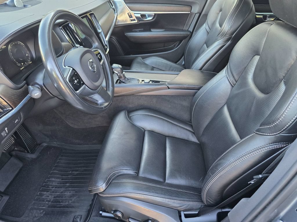 Used 2018 Volvo V90 T6 Cross Country w/ Convenience Package AWD/4WD image 8