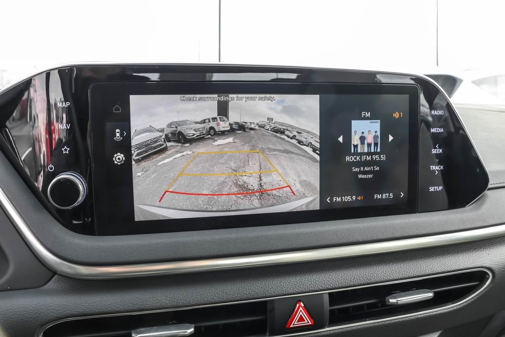Used 2023 Hyundai Sonata SEL w/ Preferred Accessory Package image 8