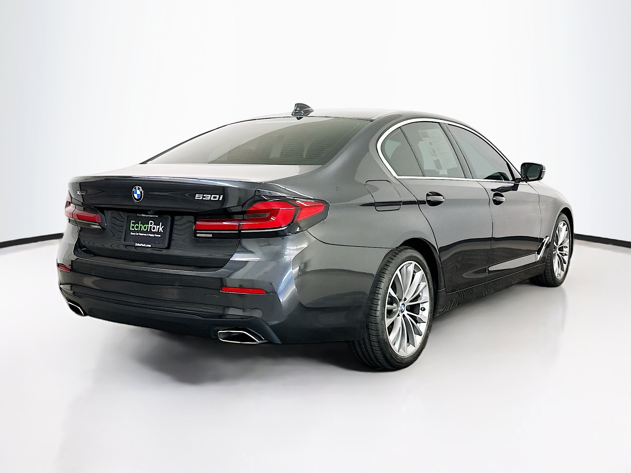 Used 2023 BMW 530i xDrive w/ Premium Package AWD/4WD image 9