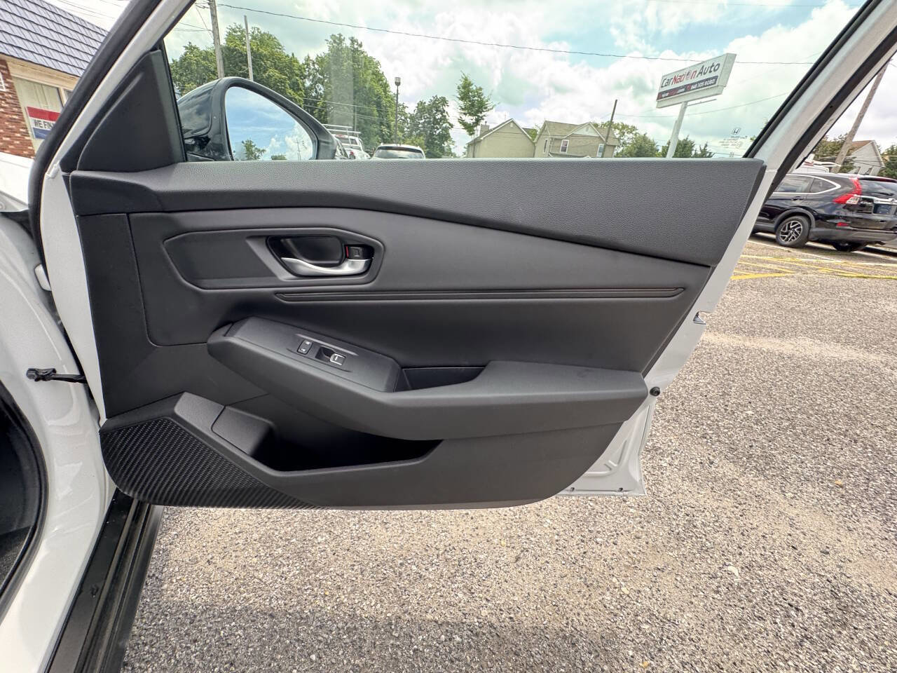 Used 2025 Honda Accord SE image 42