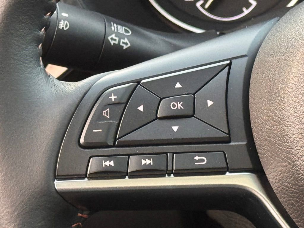 Certified 2022 Nissan Sentra SR w/ SR Premium Package image 17