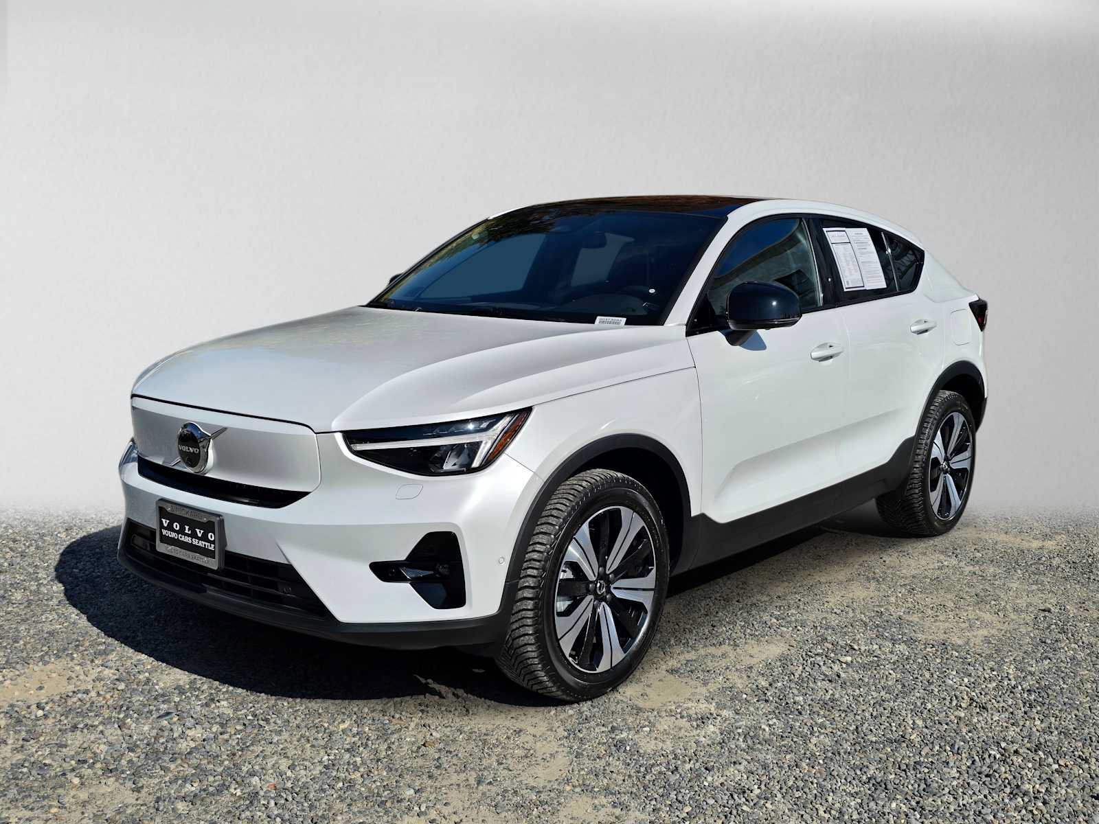 Certified 2023 Volvo C40 P8 Recharge Plus w/ Climate Package AWD/4WD image 7