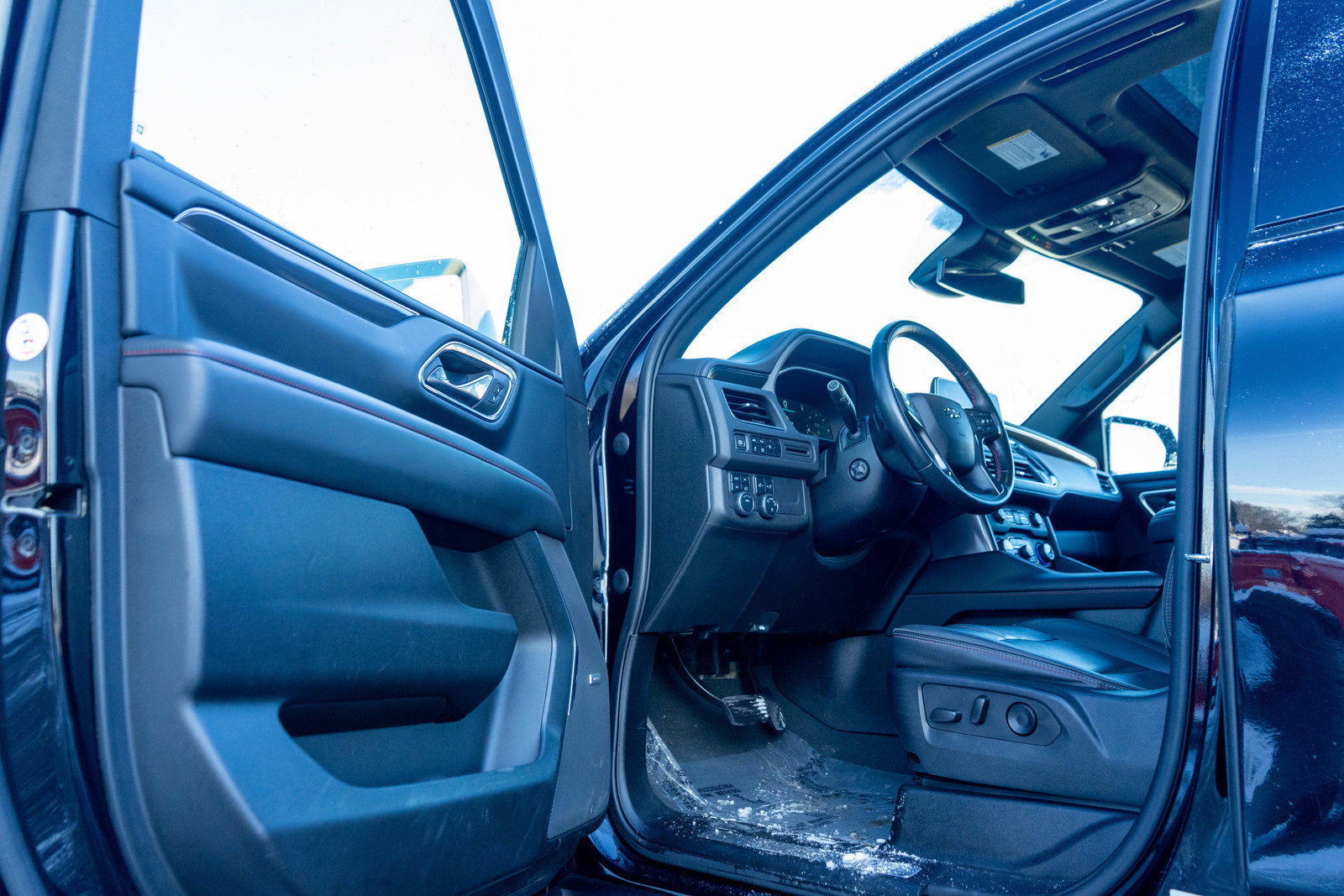 Used 2023 Chevrolet Suburban RST image 12