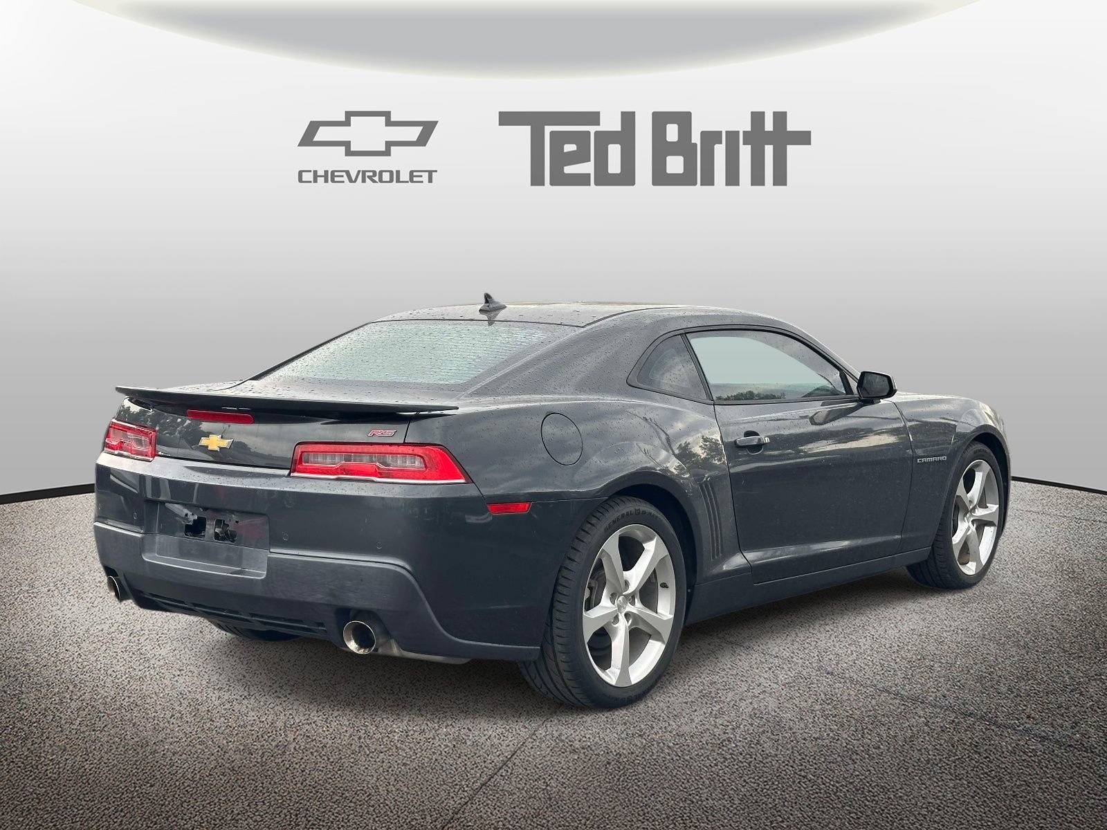 Used 2015 Chevrolet Camaro LT w/ RS Package RWD image 4