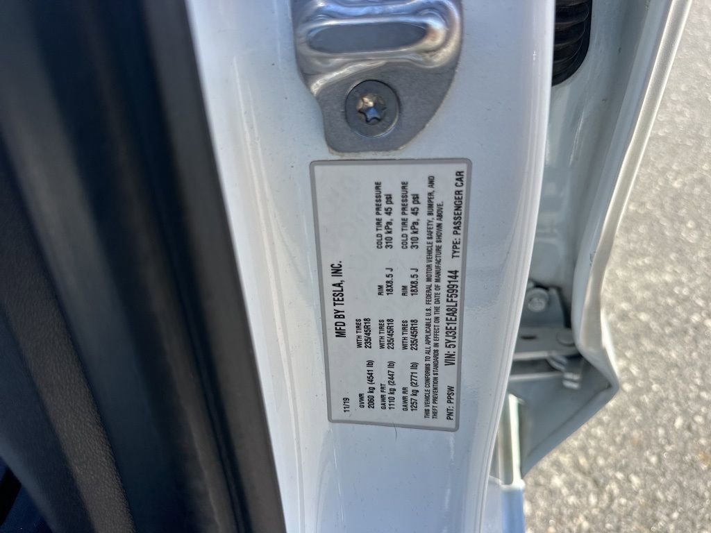 Used 2020 Tesla Model 3 Standard Range Plus image 35