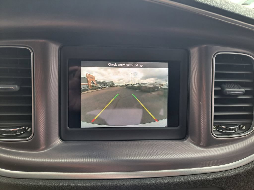 Used 2020 Dodge Charger SXT RWD image 14