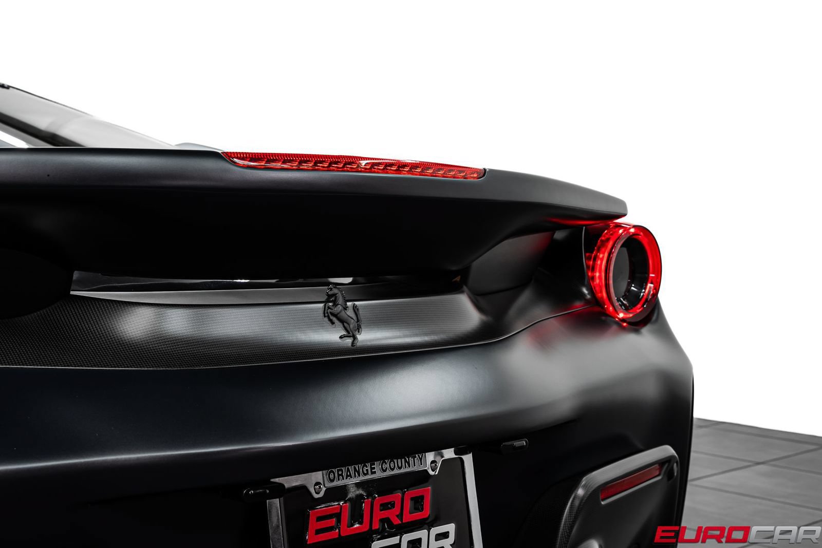 Used 2020 Ferrari 488 Pista Coupe RWD image 31