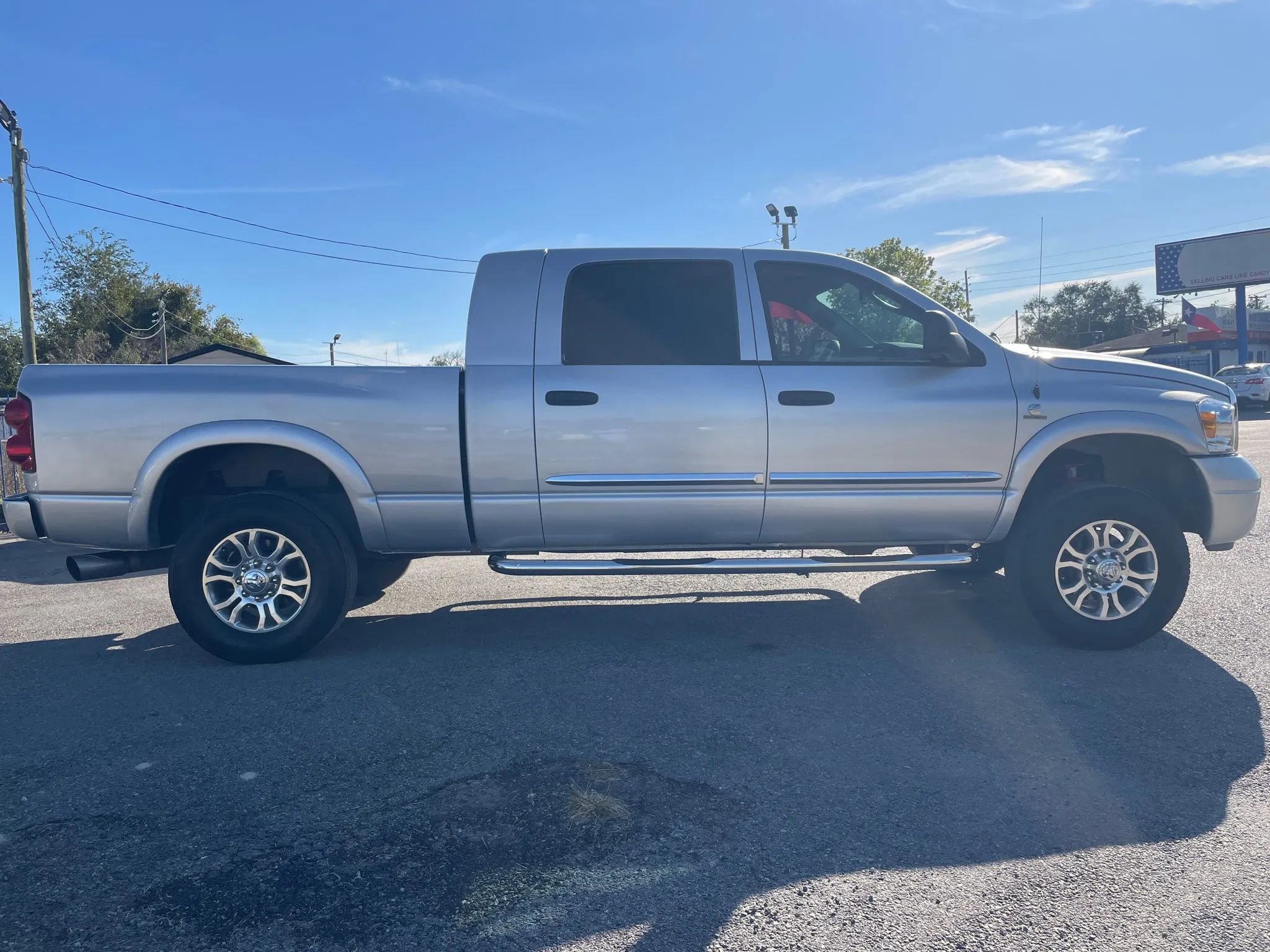 Used 2007 Dodge Ram 2500 Truck Laramie image 4