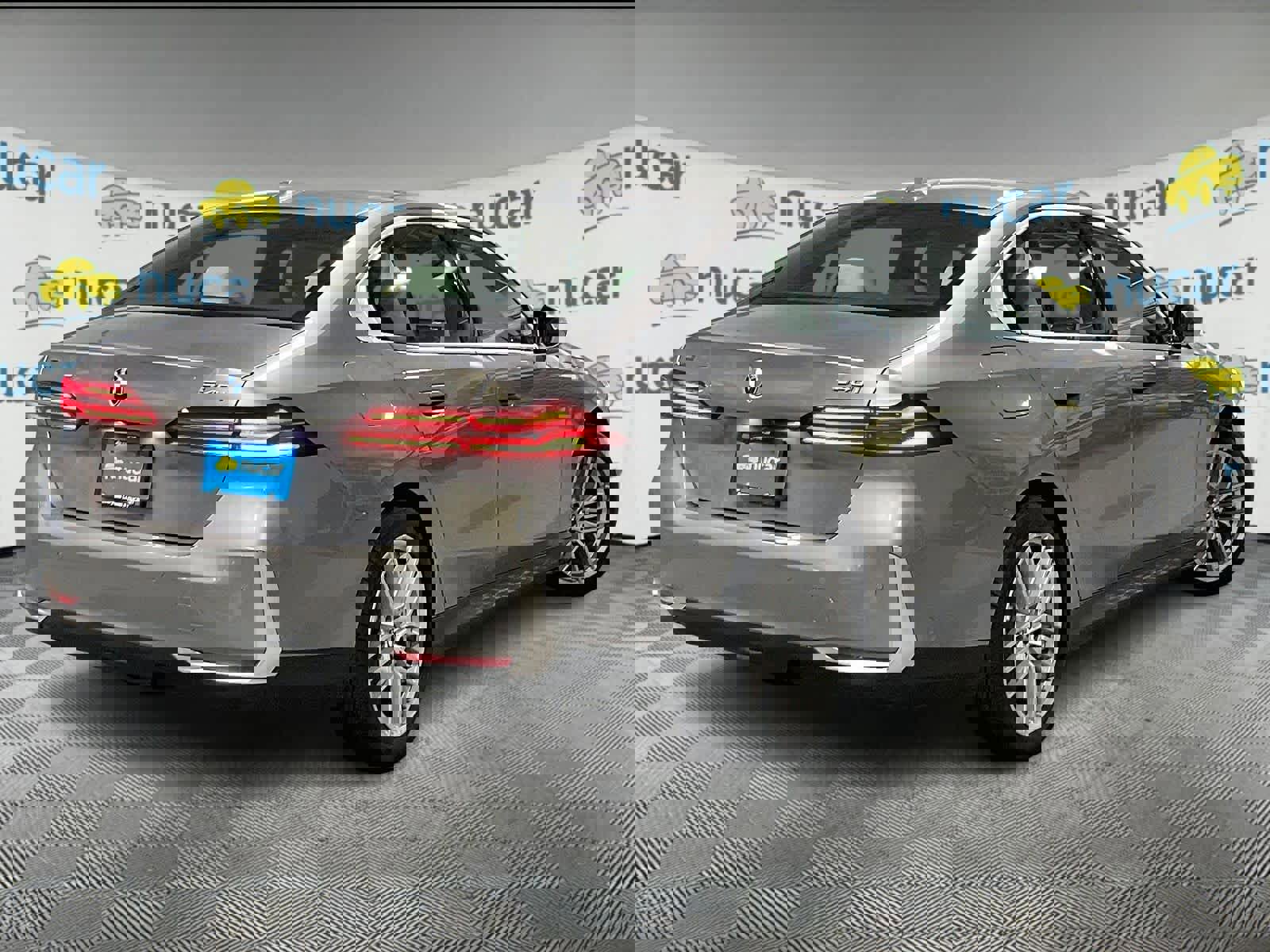 Used 2024 BMW 540i xDrive w/ Convenience Package image 6