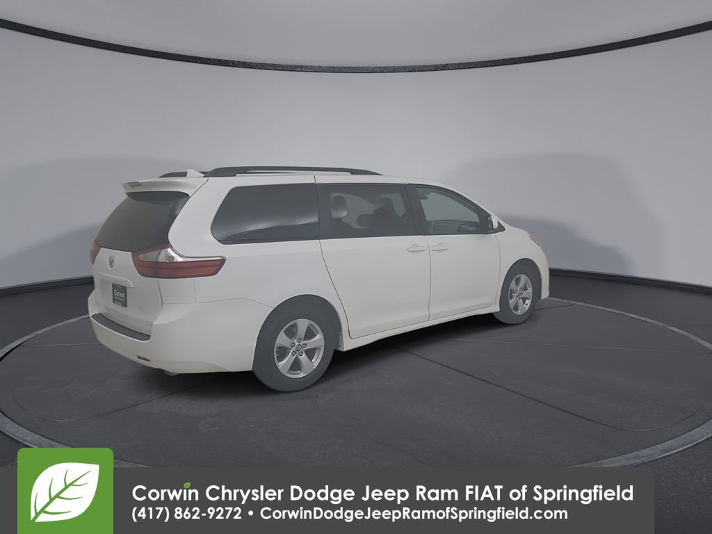 Used 2019 Toyota Sienna LE image 15