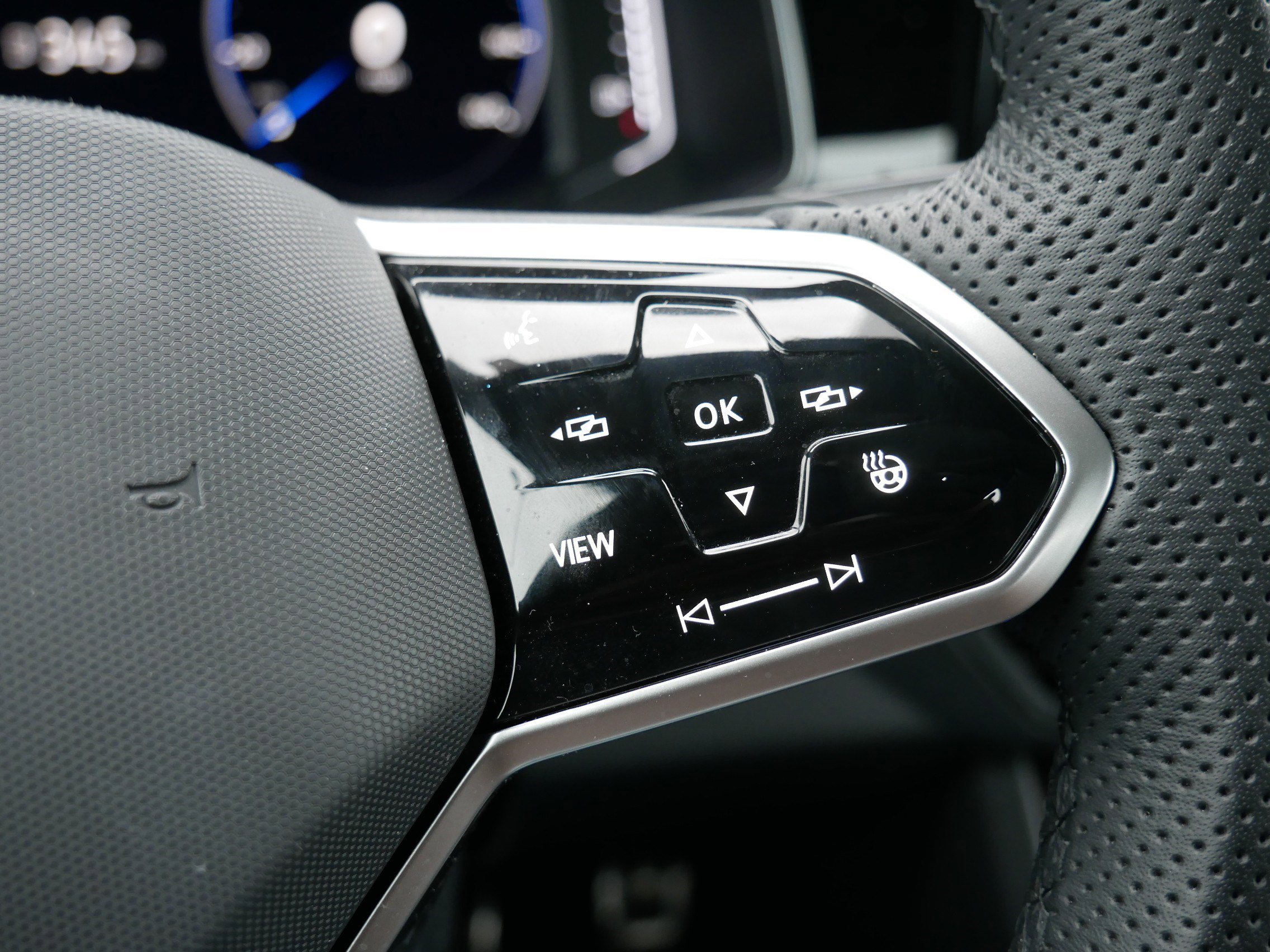 Certified 2025 Volkswagen Jetta GLI Autobahn image 27