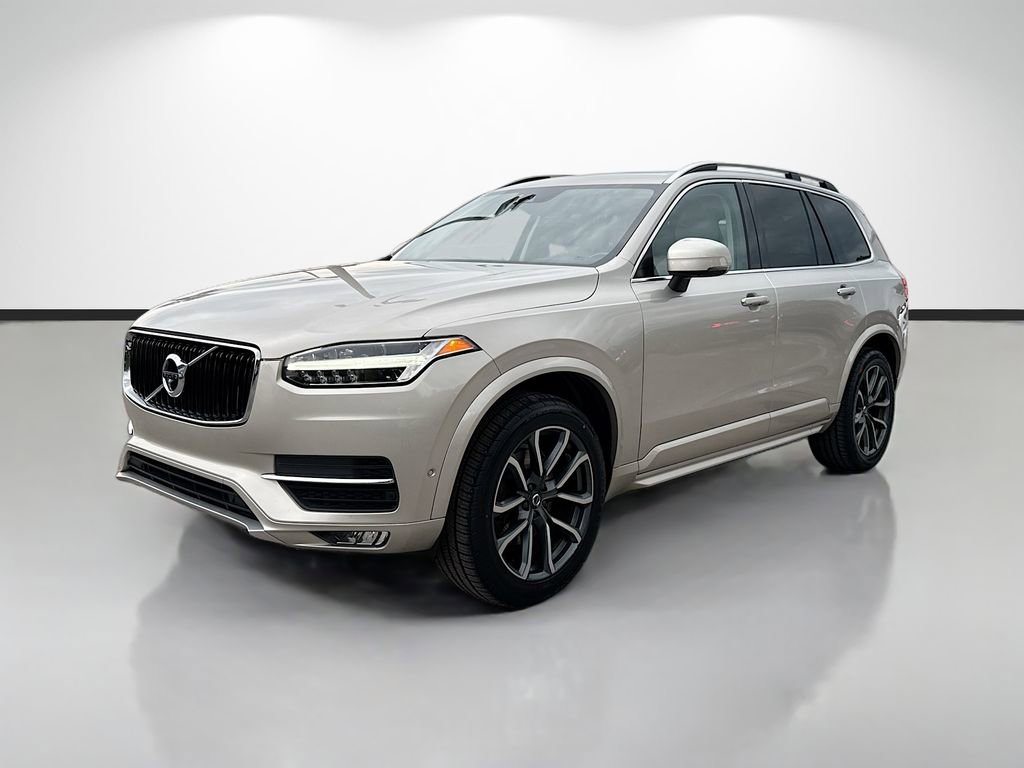 Used 2018 Volvo XC90 T6 Momentum w/ Convenience Package AWD/4WD image 7