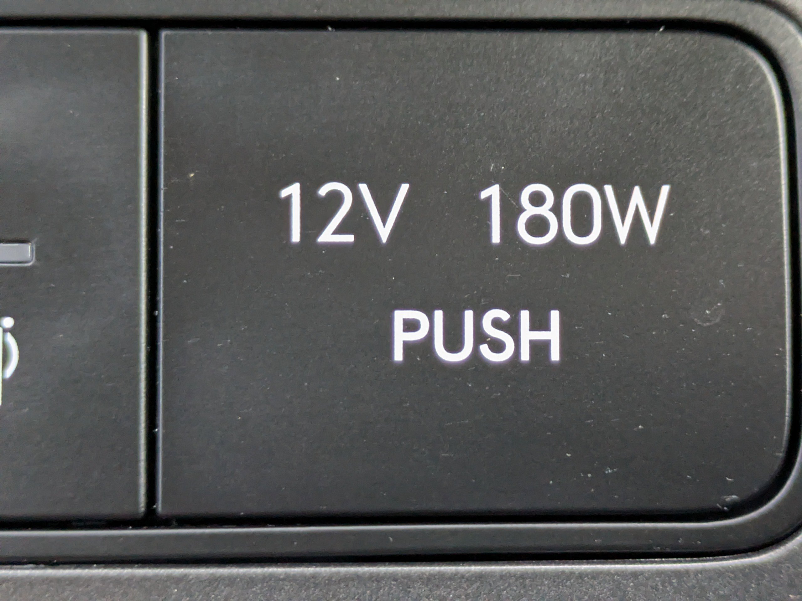 Certified 2025 Hyundai Kona SEL image 24