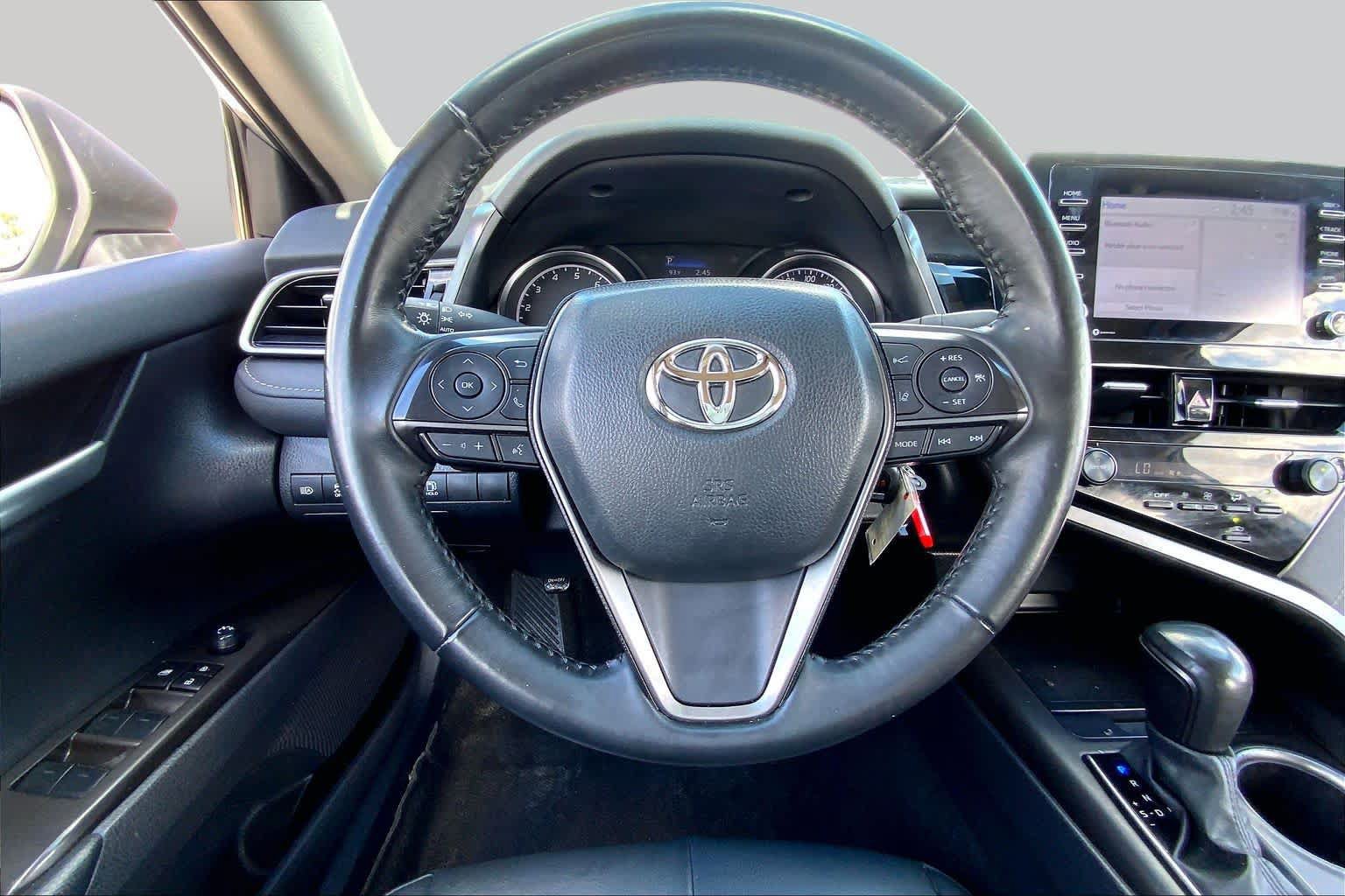 Used 2024 Toyota Camry SE FWD image 6
