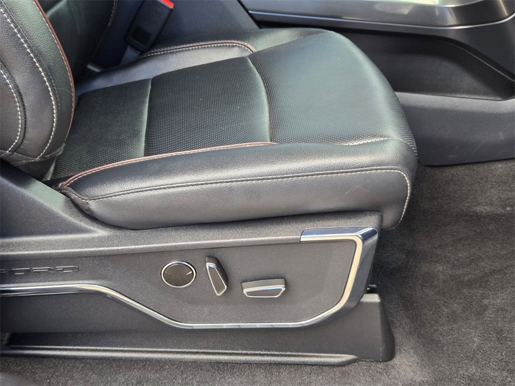 Used 2023 Ford F150 Lariat w/ Equipment Group 502A High image 26