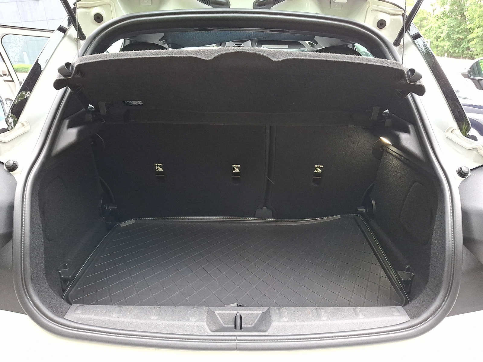 Certified 2026 MINI Cooper 4-Door Hardtop FWD image 27