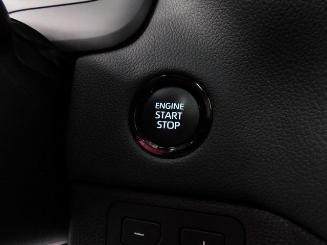 Used 2025 Toyota Tundra Limited image 30