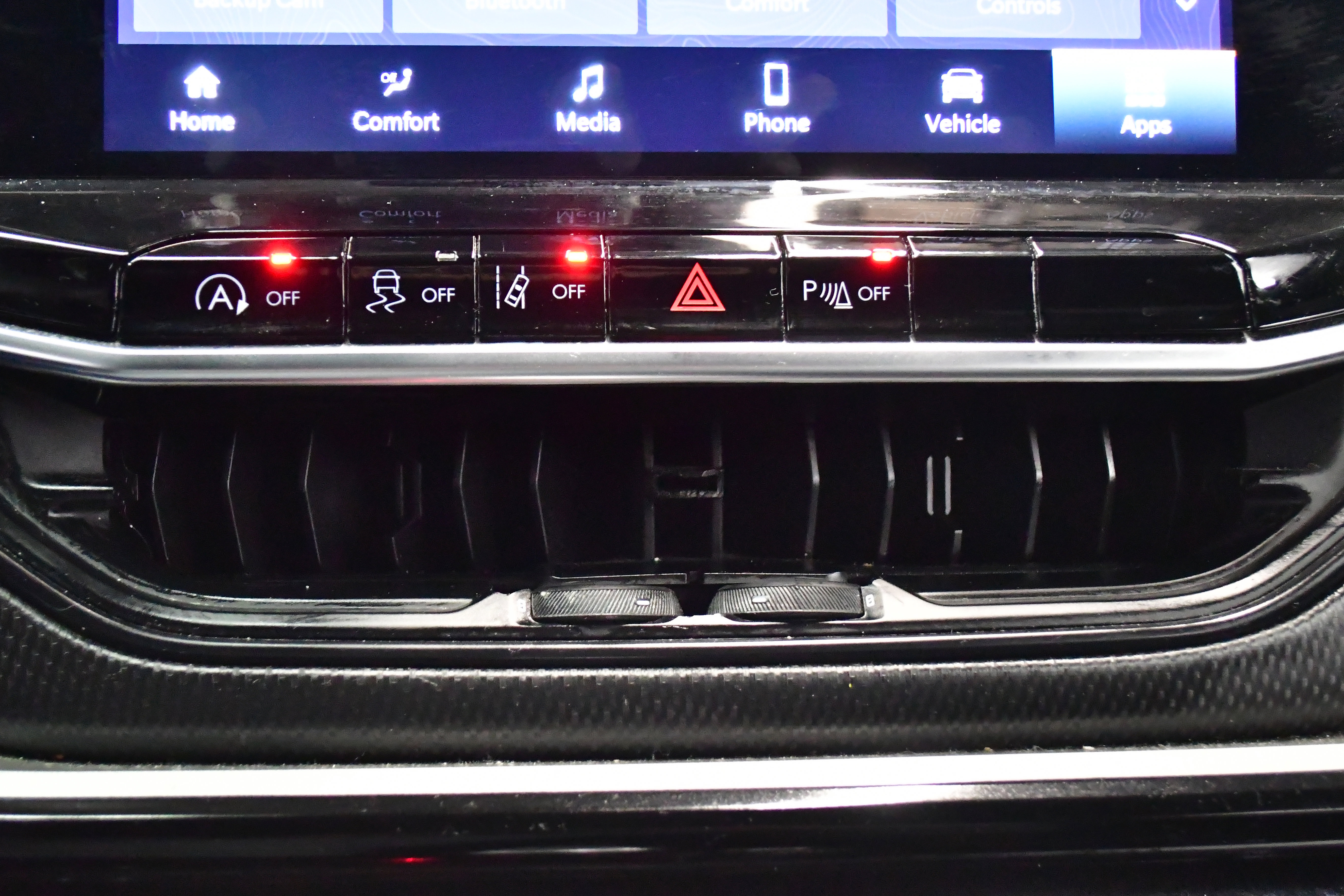 Used 2025 Jeep Compass Trailhawk image 27