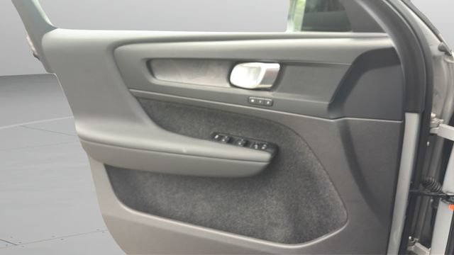 Certified 2023 Volvo XC40 Recharge Plus w/ Protection Package Premier AWD/4WD image 18