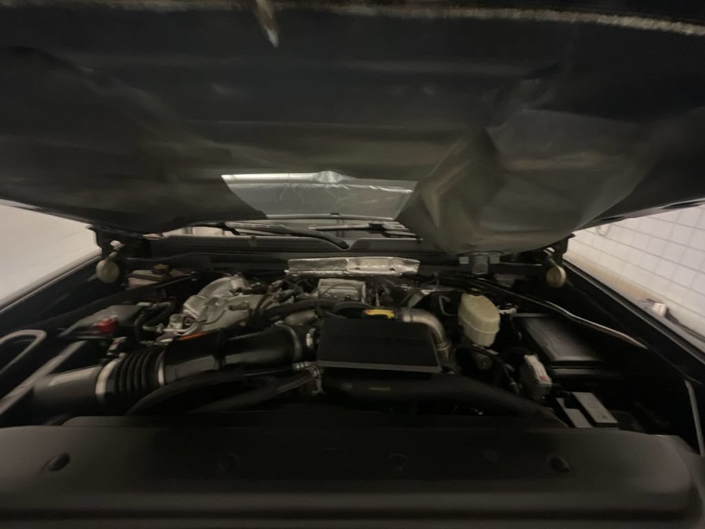 Used 2018 GMC Sierra 2500 Denali w/ Duramax Plus Package AWD/4WD image 20