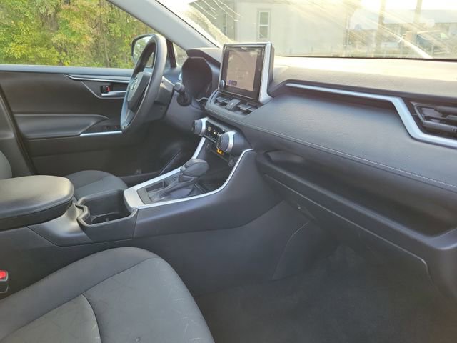 Used 2024 Toyota RAV4 XLE image 34