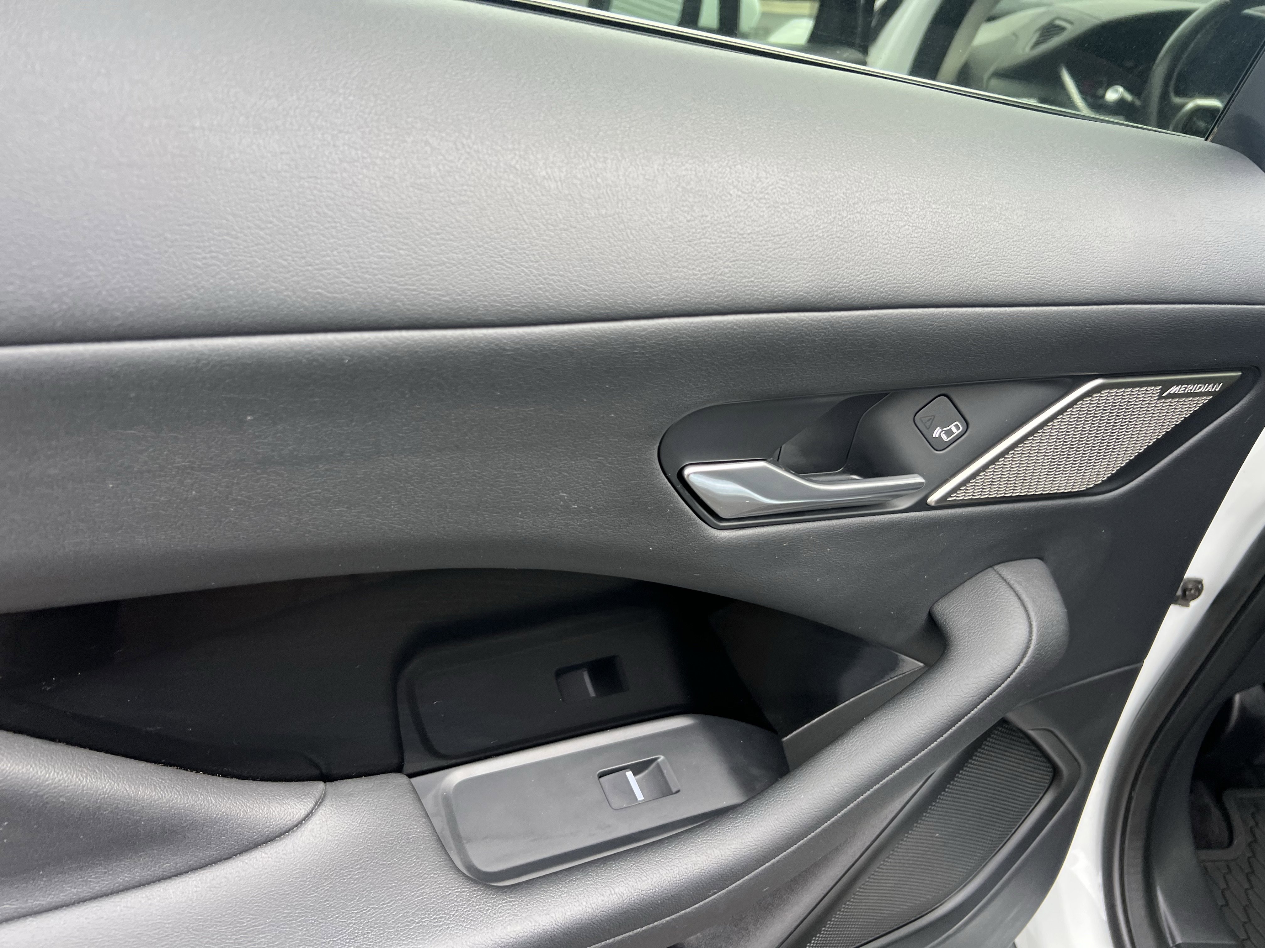 Certified 2020 Jaguar I-PACE S image 26