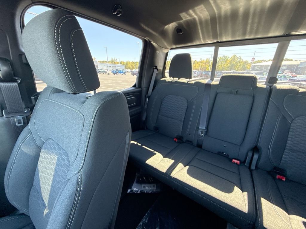 New 2026 RAM 1500 Big Horn AWD/4WD image 12