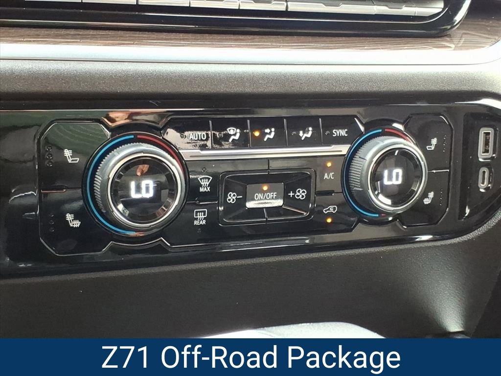 Certified 2022 Chevrolet Silverado 1500 RST image 6