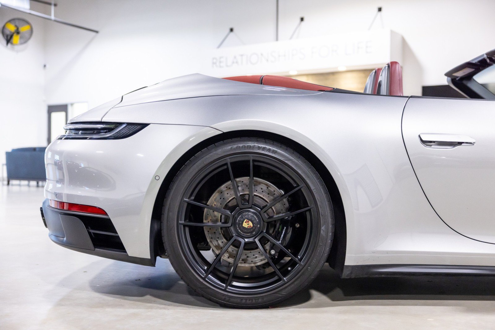 Used 2022 Porsche 911 Cabriolet image 23