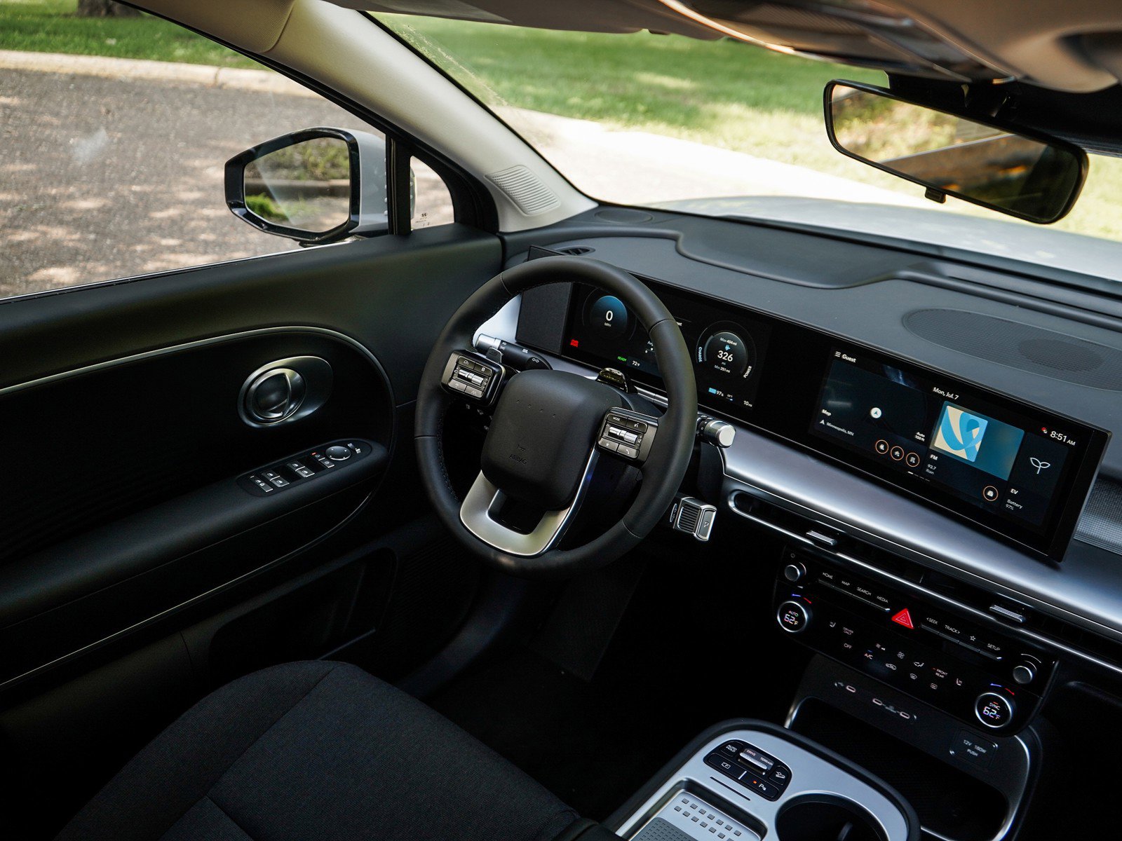 New 2026 Hyundai Ioniq 9 SE image 13
