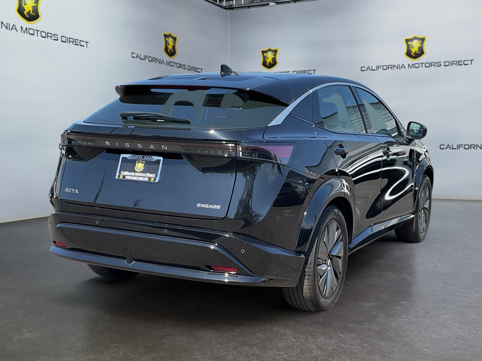 Used 2023 Nissan Ariya FWD image 5