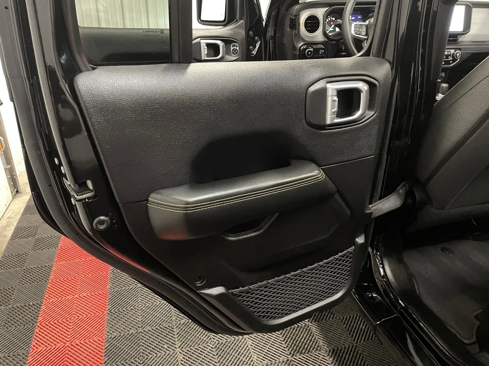 Used 2024 Jeep Wrangler Sahara 4xe image 41