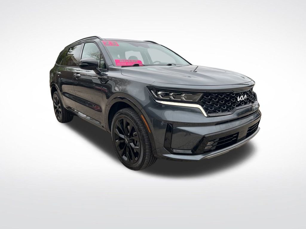 Used 2023 Kia Sorento SX image 3