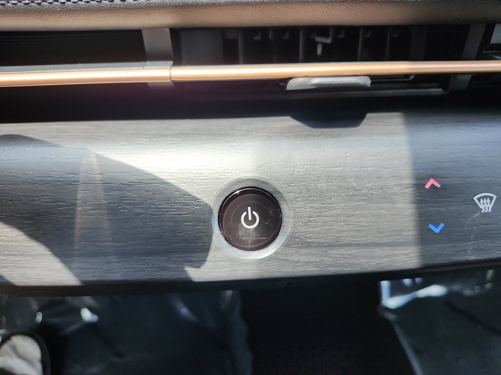 Used 2023 Nissan Ariya AWD image 20