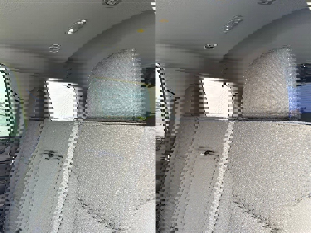 Used 2018 GMC Yukon SLE w/ SLE Value Package image 26