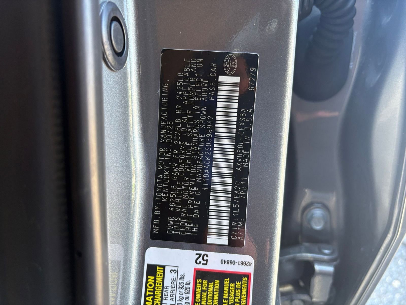 Used 2025 Toyota Camry SE FWD image 25