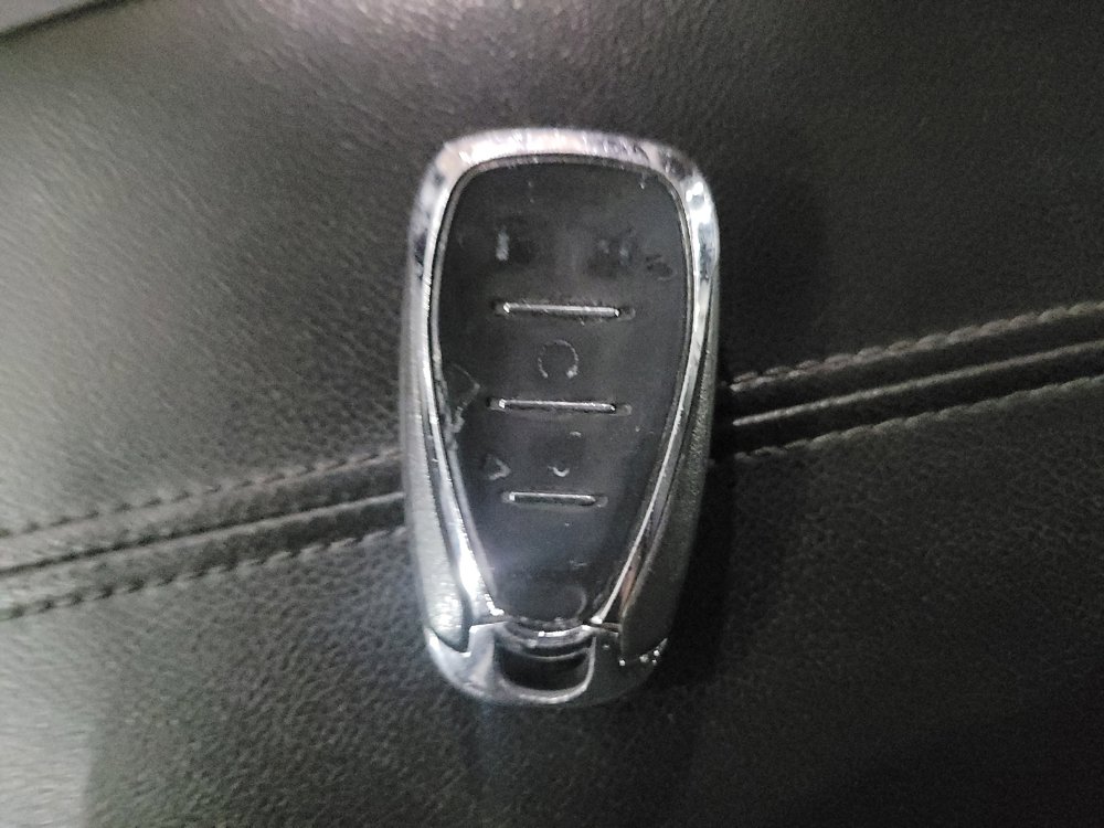 Used 2021 Chevrolet Malibu LT FWD image 32