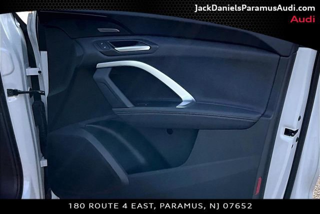 Used 2025 Audi Q5 Premium Plus w/ Premium Plus image 16