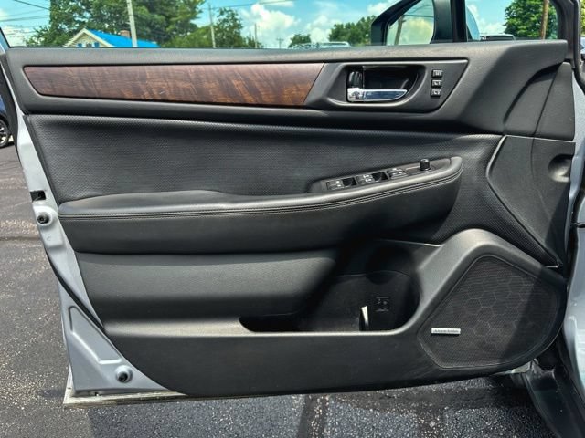 Used 2015 Subaru Outback 2.5i Limited AWD/4WD image 14