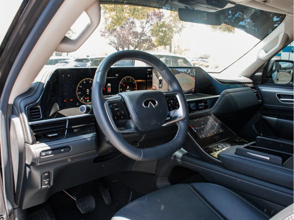 Used 2025 INFINITI QX80 Pure AWD/4WD image 8